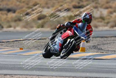 media/Feb-04-2024-SoCal Trackdays (Sun) [[91d6515b1d]]/3-Turn 5 (1045am)/